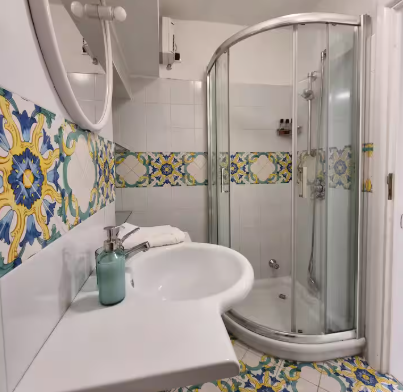 Chrimi Suite location